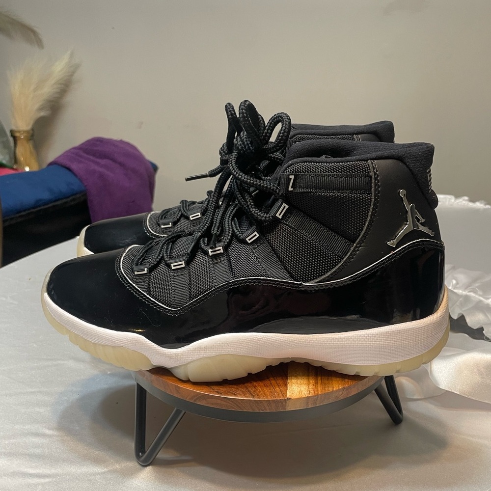 JORDAN 11 RETRO JUBILEE 25TH ANNIVERSARY Bubba gum bottom men 10.5 sneaker shoe - Picture 3 of 17